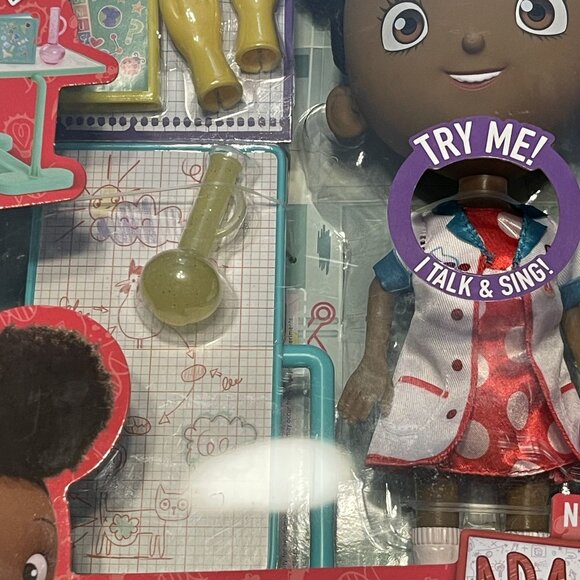 Ada Twist Scientist Lab Doll With 2 In 1 Drawing Board To Desk Science Stem Toy - Picture 12 of 16